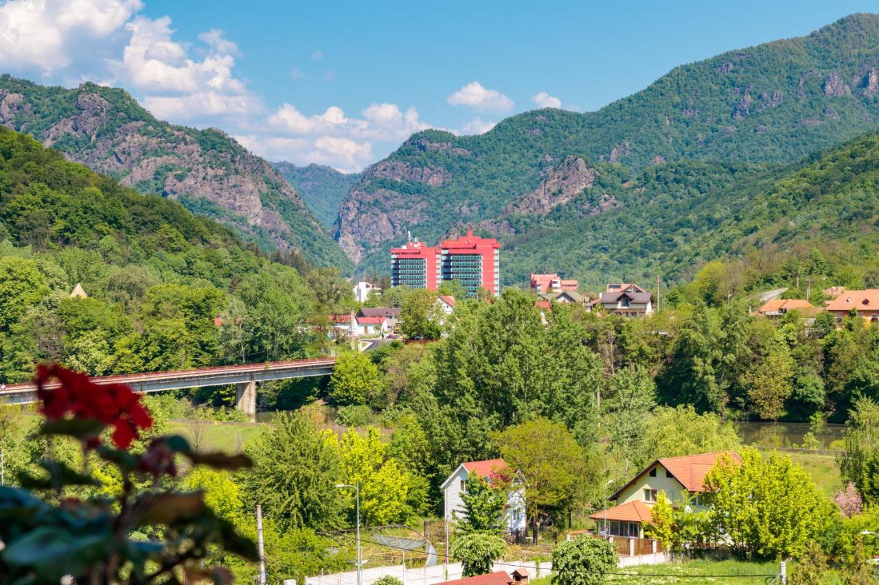 Hotel Orizont Călimăneşti Eksteriør bilde