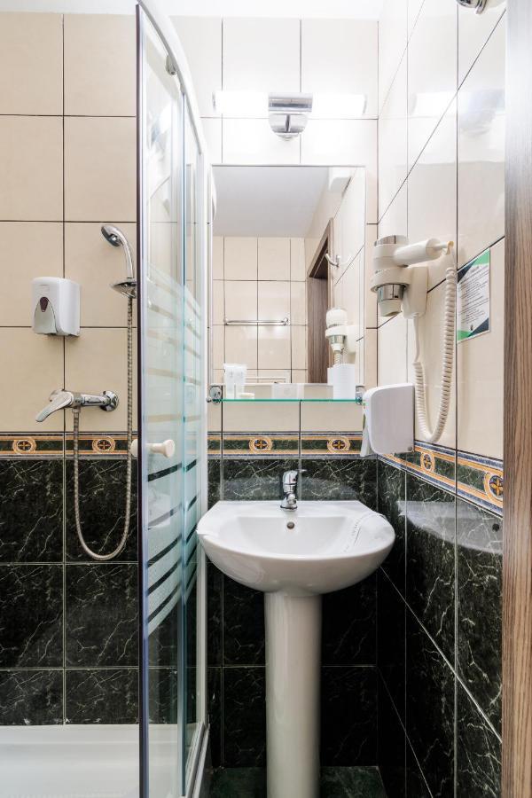 Hotel Orizont Călimăneşti Eksteriør bilde
