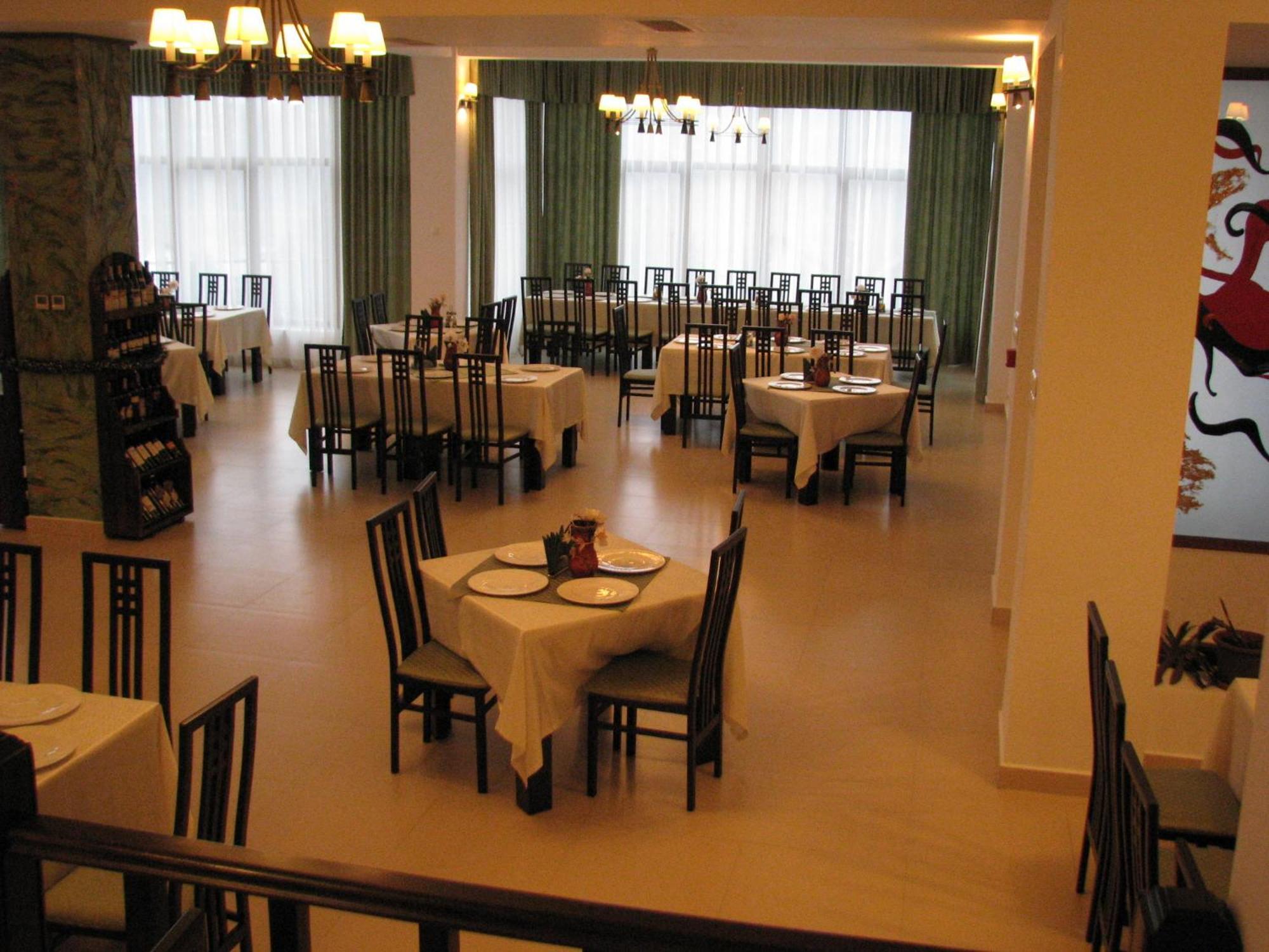Hotel Orizont Călimăneşti Eksteriør bilde