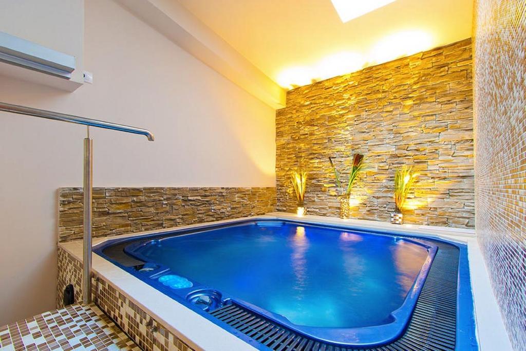 Hotel Orizont Călimăneşti Eksteriør bilde