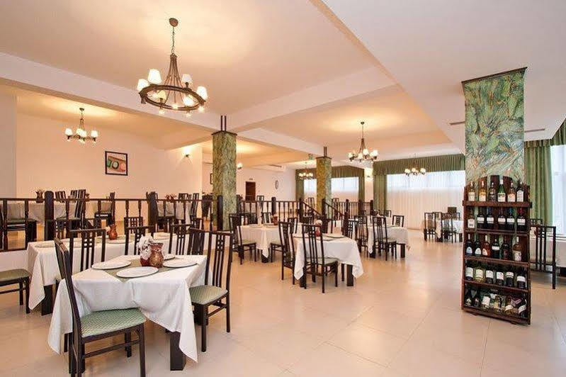 Hotel Orizont Călimăneşti Eksteriør bilde