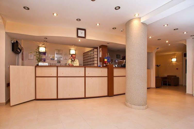Hotel Orizont Călimăneşti Eksteriør bilde